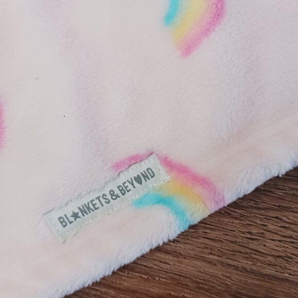 Blankets and Beyond Lovey Pink Rainbows White Cloud Plush Baby Security Blanket - Picture 4 of 5
